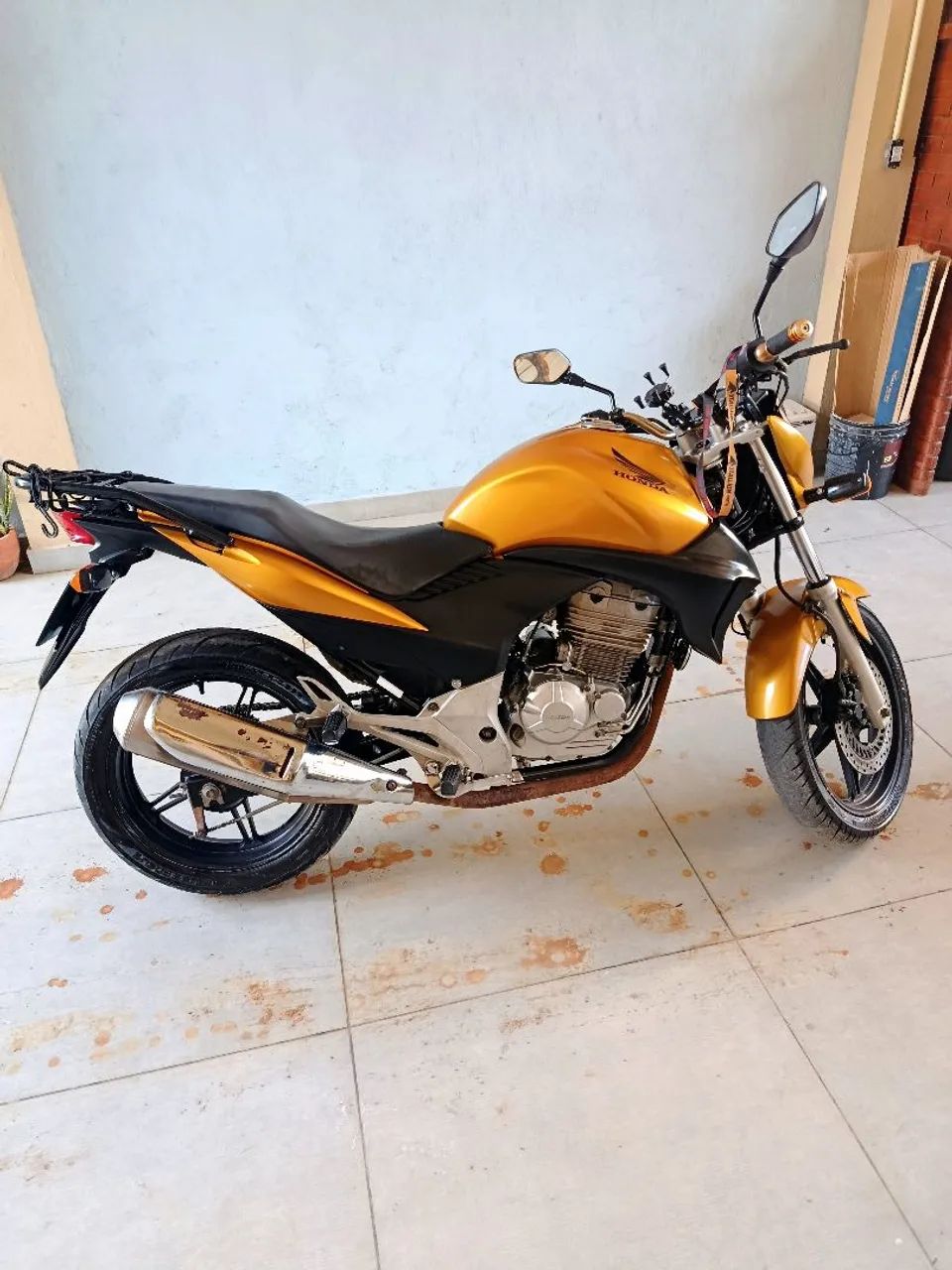CB 300 2011(Baixo Km e Revisada)