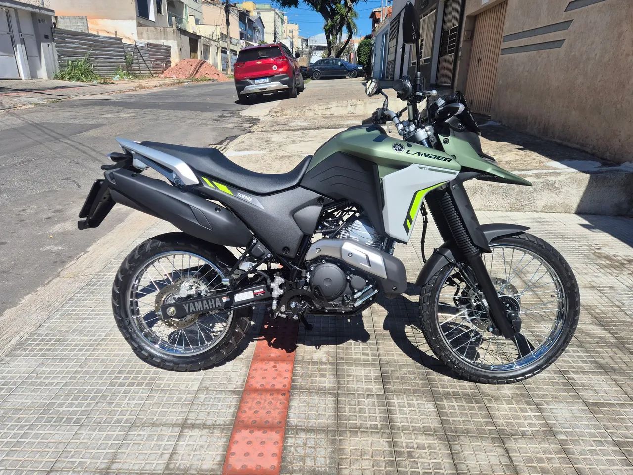Lander 250 - Foto 2