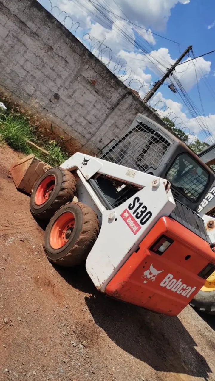 Mini carregadeira Bob cat modelo S130 em Goiás  - Foto 4