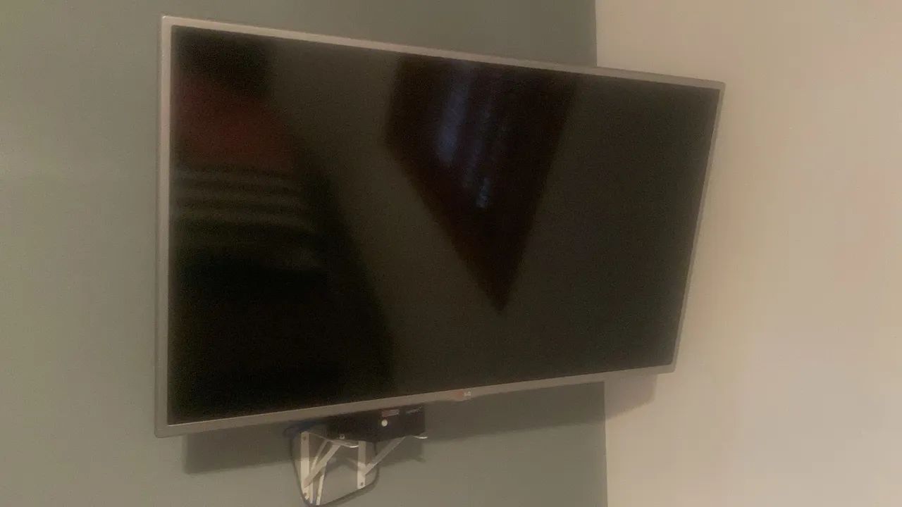 Vendo Tv LG 39 polegadas ( não é smart)