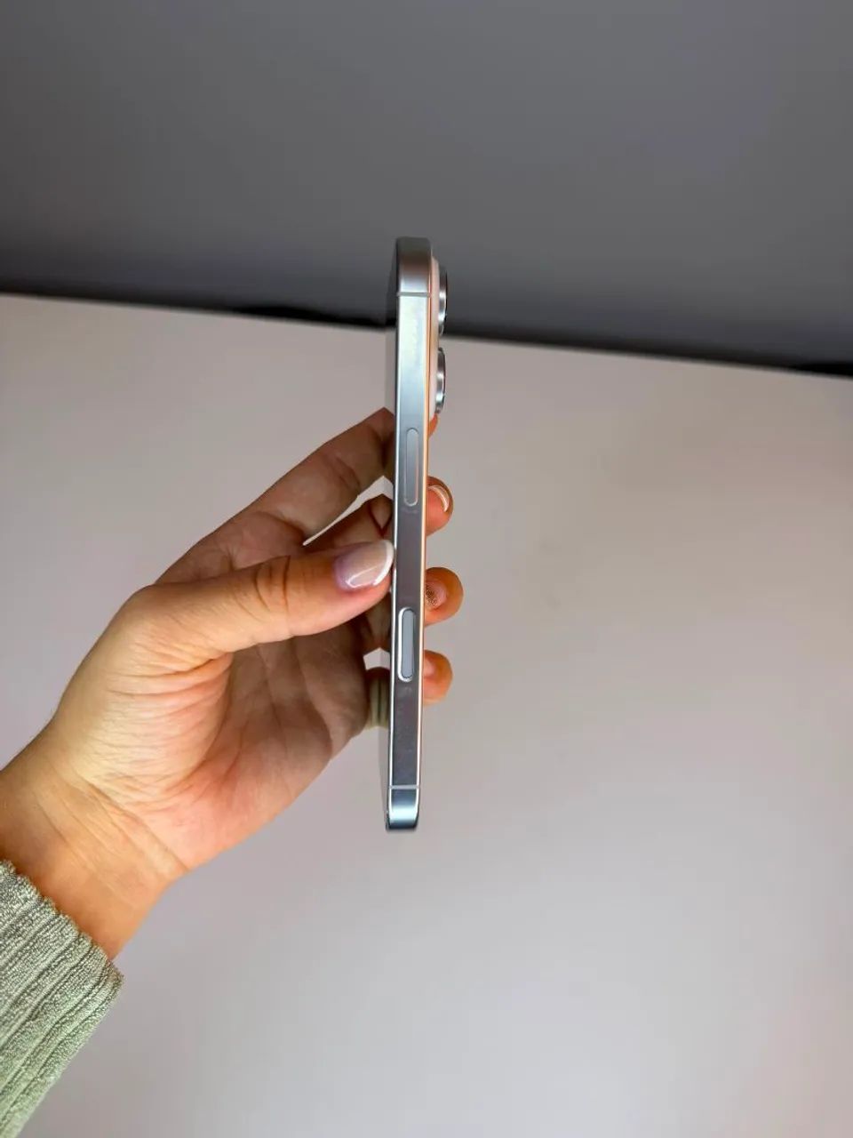 iPhone 16 Pro 256Gb Branco   - Foto 2