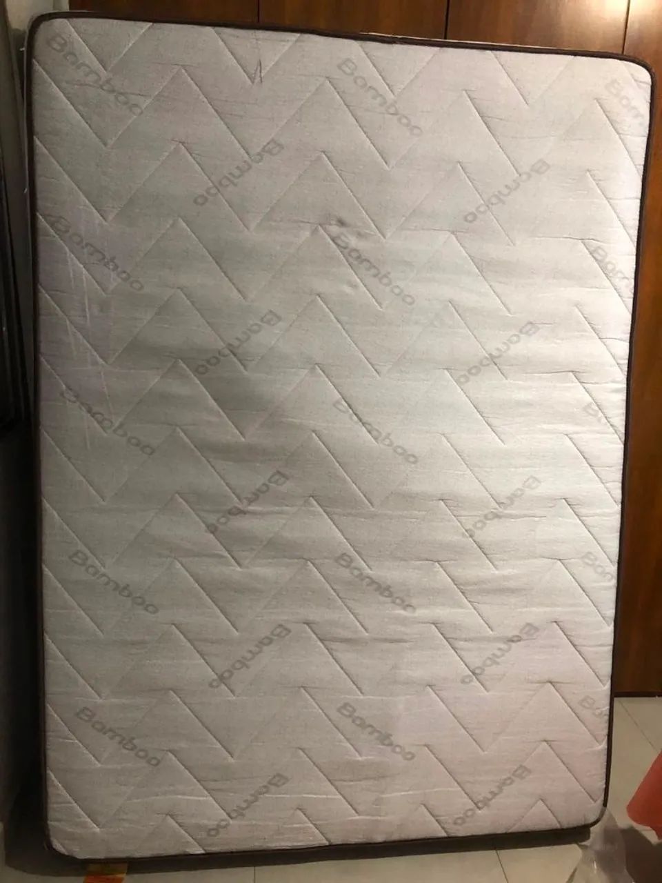 Colchão semi novo