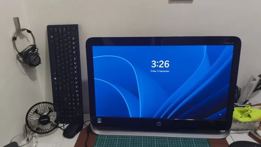 Computador HP All In One Pavilion 23 Completo mouse e teclado sem fio