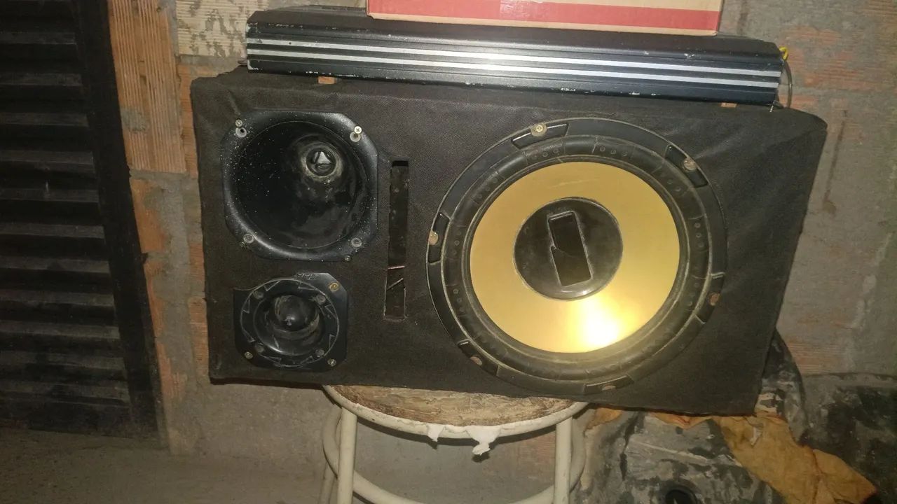 Vendo barato caixa trio de 12 