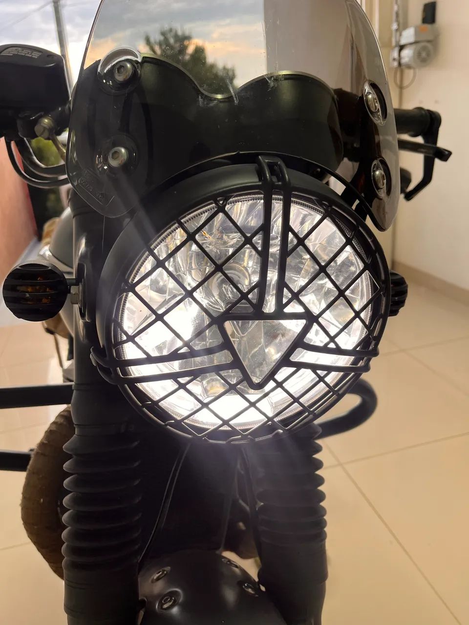 Triumph T120B 2018 - Foto 3
