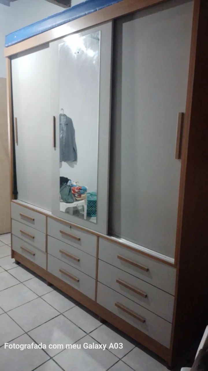 Guarda roupas 