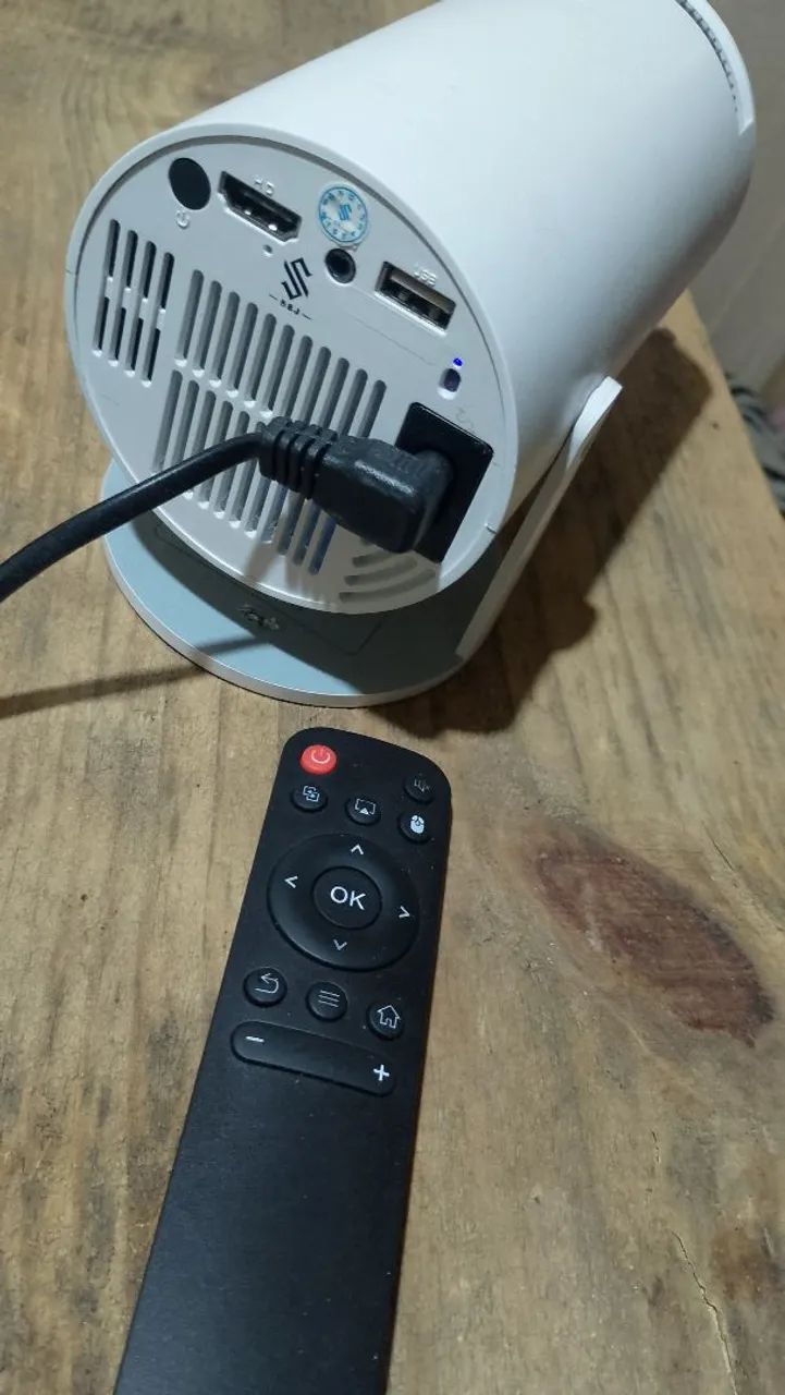 Projetor de imagem e vídeos - Foto 3
