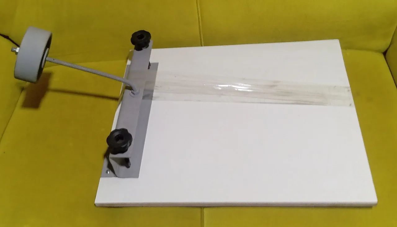 SERIGRAFIA MESA COM GARRA PLANA PARA IMPRESSÃO DE EMBALAGEM E BRINDES 
