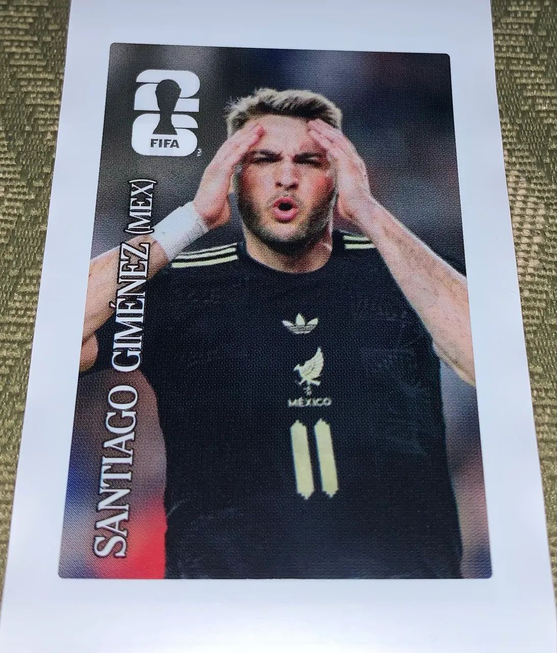 Figurinha Copa 2026 Santiago Giménez no rótulo original Coca Cola - Foto 3