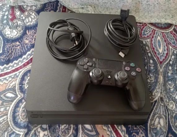 PS4