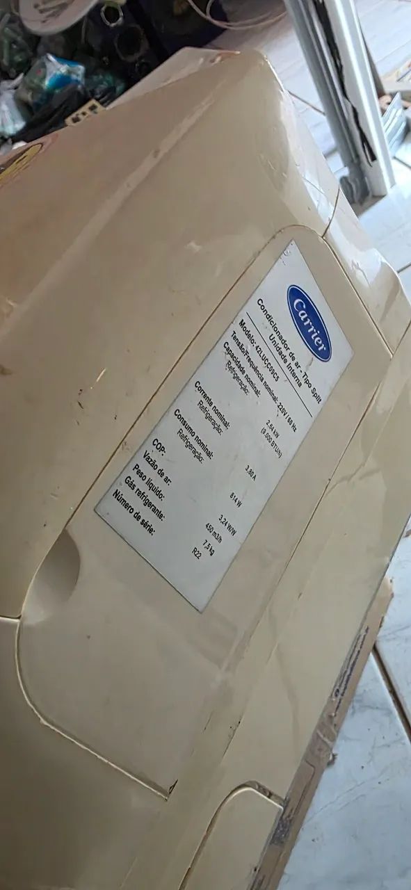 VENDO AR CONDICIONADO MARCA CARRIER 9.000 BTUS FUNCIONANDO PERFEITAMENTE COM CONTROLE  - Foto 3