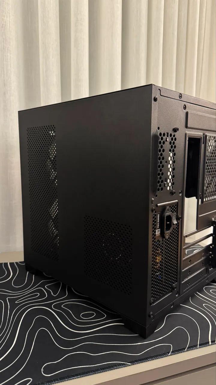 Gabinete mid tower com 6 coolers já instalados  - Foto 2