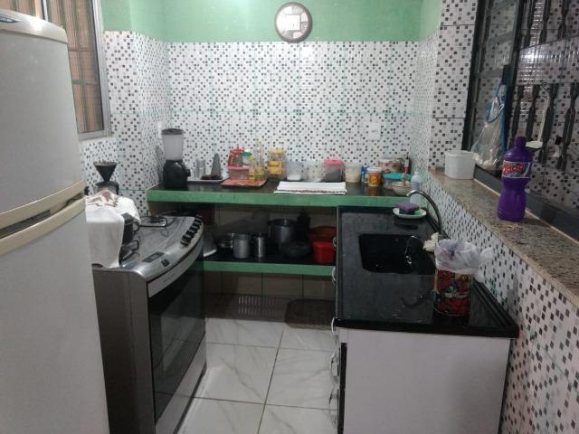 Casa QR 518 Santa Maria, 2 qts, cerâmica, forrada em pvc, churrasqueira, floreira! - Foto 13