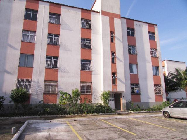 Lindo apartamento reformado condomínio fechado no Balneário de Jacaraípe - Foto 2