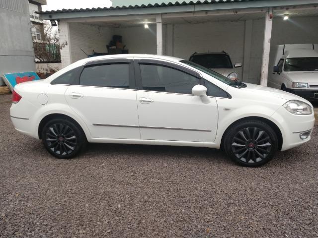 Fiat Linea Essence 1.8 16V - Foto 4