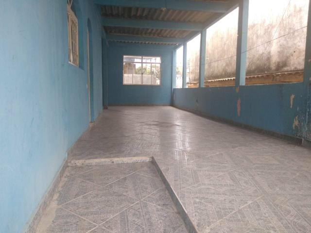 Vendo 02 casas com piscina terreno 180mil - Foto 2