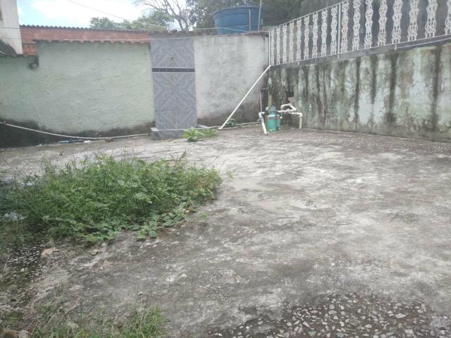 Vendo 02 casas com piscina terreno 180mil - Foto 11