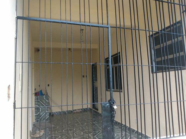 Vendo imóvel com duas casas e amplo terreno em Austin - Nova Iguaçu - Foto 11