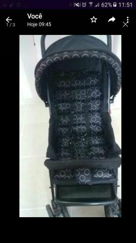 Carrinho de passeio reclinável tipo berço(Estou vendendo,prq minha filha ñ usa mais)
