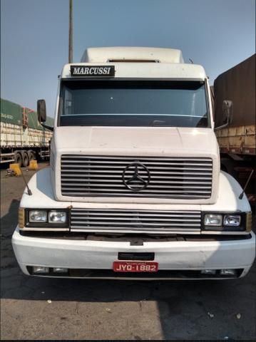 Conjunto de Caminhão Mercedes-Benz