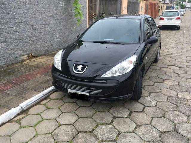 Peugeot 207 completo