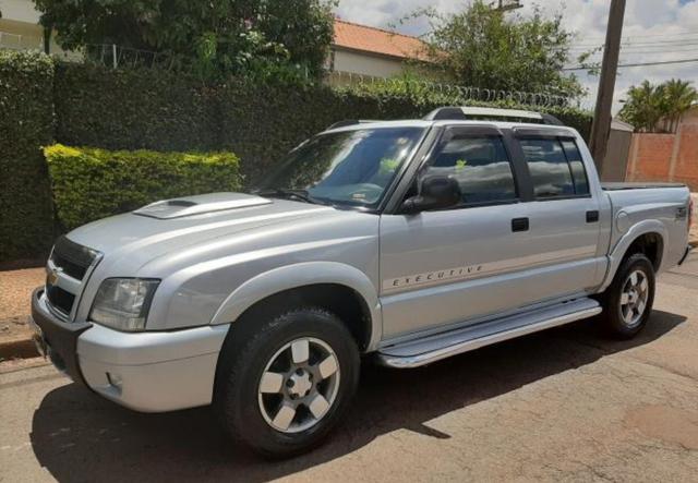 Chevrolet S10 S10 Executive 4x2 2.4 (Flex) (Cab Dupla)