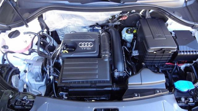 Audi Q3 1.4 TFSi Ambiente S-Tronic 2016 - Foto 14