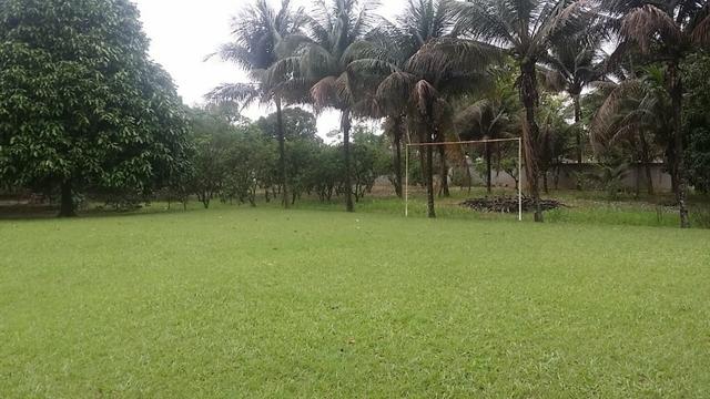 Sítio 9.000 m² com 2 casas - piscina - área social - todo murado - Itaguaí - Foto 8