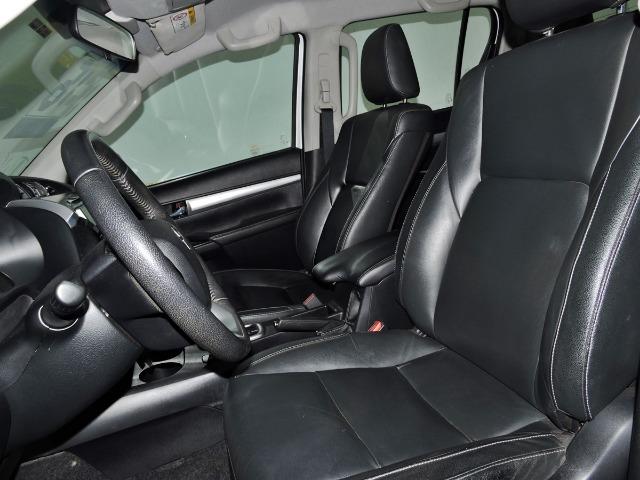 Toyota Hilux SRV 2.8 Diesel Automática 4x4 Completa Controle de Tração Financia e Troca - Foto 8