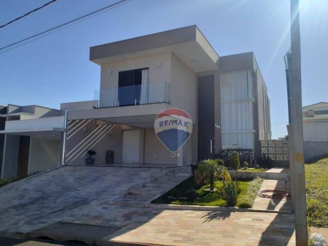 Sobrado com 3 dormitórios à venda, 215 m² por R$ 890.000,00 - Parque Residencial Mart Vill