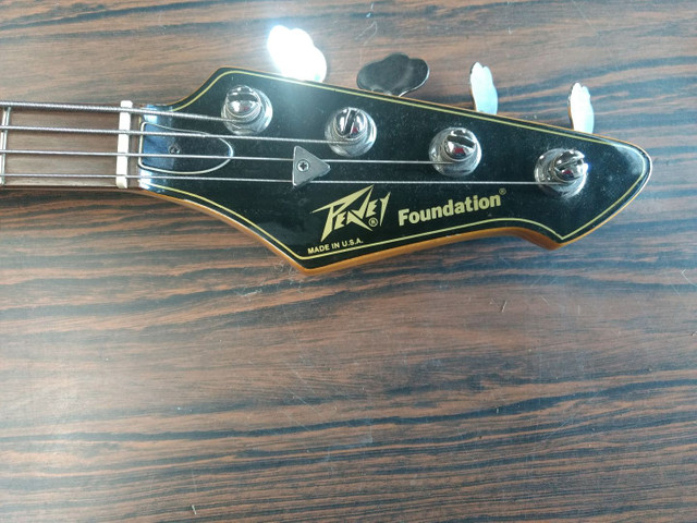 Baixo peavey - Foto 4