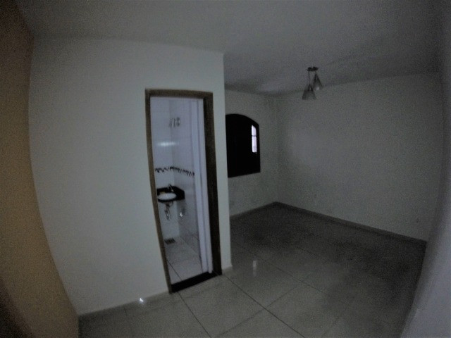 Alugo Casa Comercial / Residencial em Jucutuquara com 387m² e 5 quartos - R$ 5.000 - Foto 9