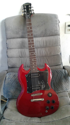 Guitarra Epiphone SG G310