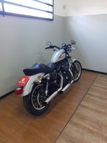 HARLEY DAVIDSON 883