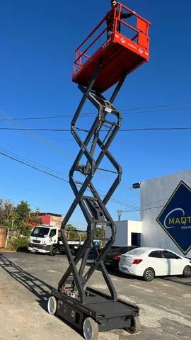 Plataforma Elevatória tesoura elétrica 10 metros 