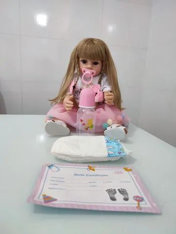 Boneca Reborn Realista Corpo Silicone Macio Com Acessórios Pode