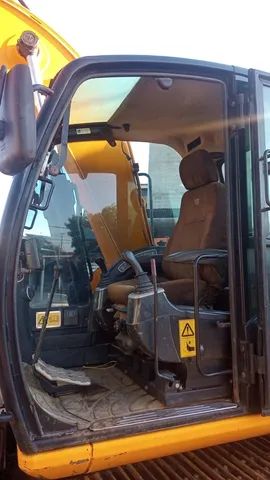 Escavadeira JCB JS130 - 2011  - Foto 5