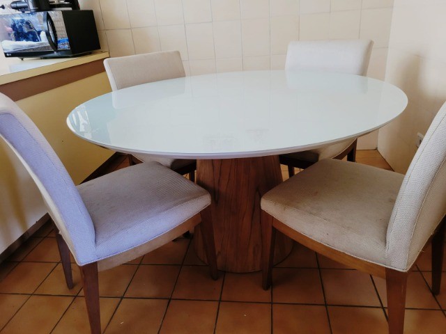 Conjunto Mesa + 4 Cadeiras Madeira Maciça