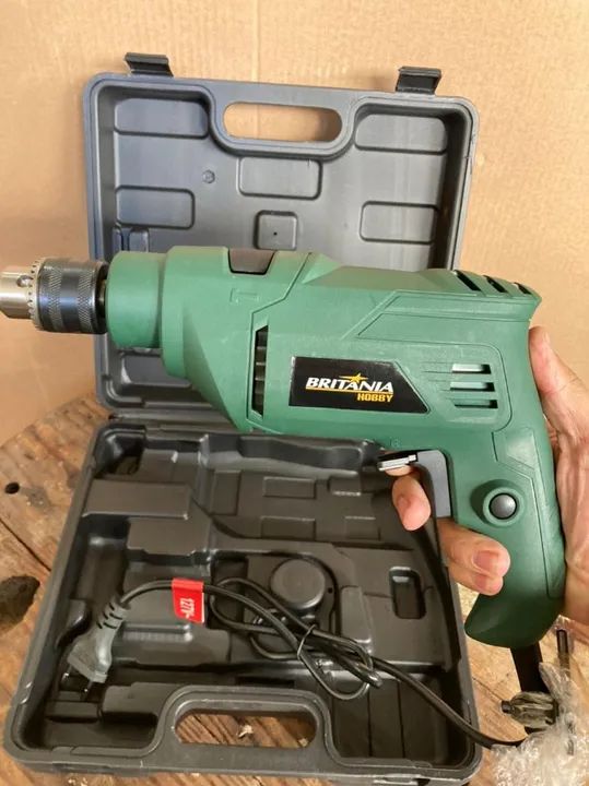 Furadeira de impacto Britania com maleta 10mm 650W Nova - Foto 2