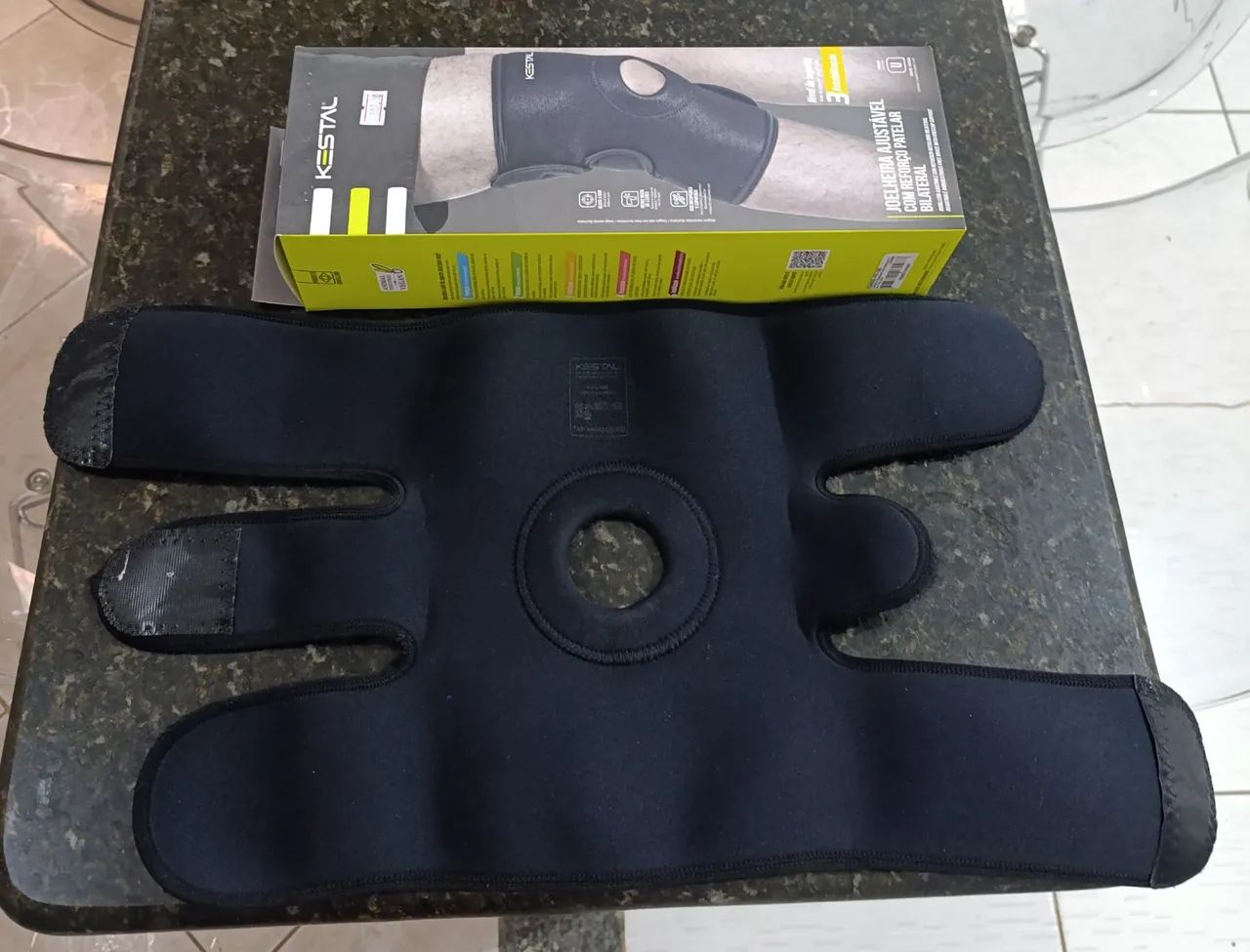 Joelheira Ajustável com Reforço Patelar Bilateral - Foto 2