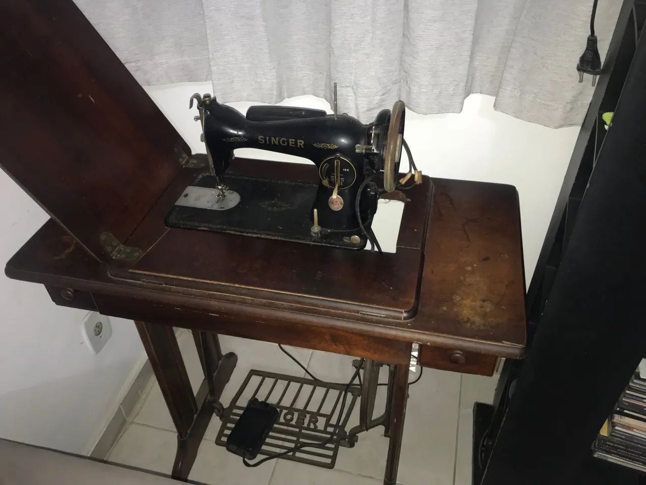 Máquina de costura vintage 
