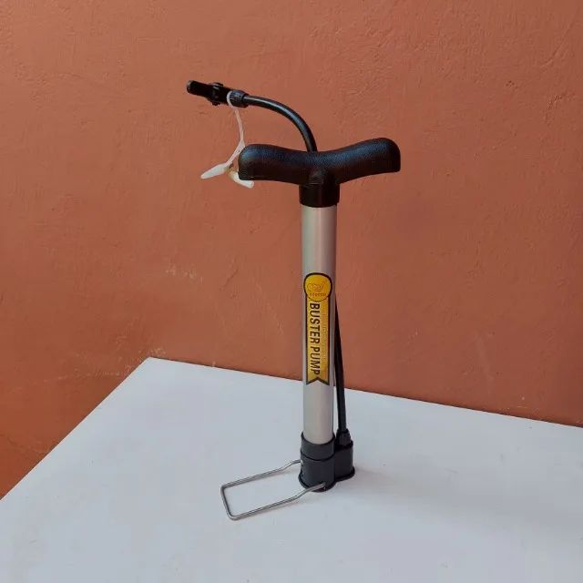 Bomba De Ar Pé Pedal Enche Pneu Bicicleta Bola - Buster - Foto 2