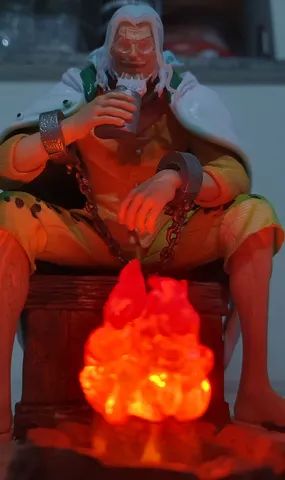 One piece Rayleigh novo com LED - Foto 2