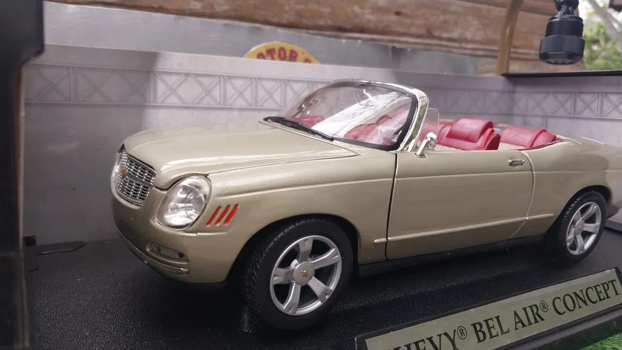 Miniatura de carro 1:18 Chevy Bel Air Concept  - Foto 2