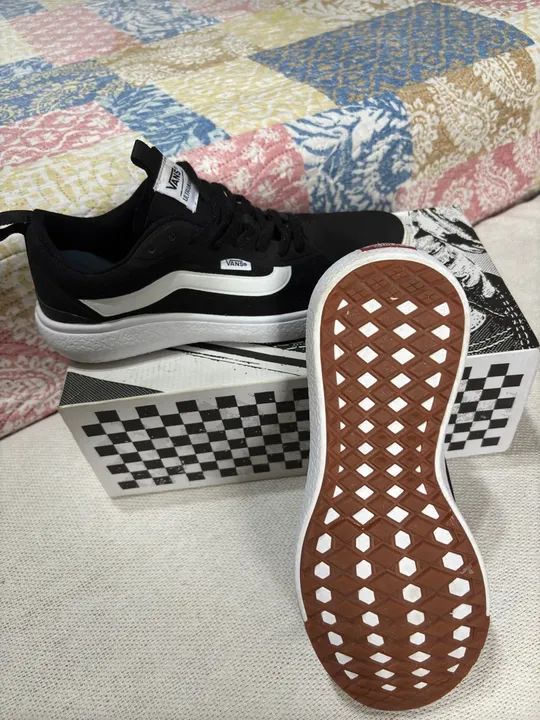 Vendo tênis vans ultrarange exo black