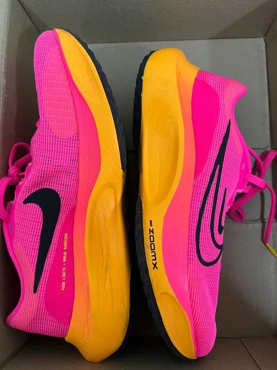 Tênis Nike Zoom Fly X 