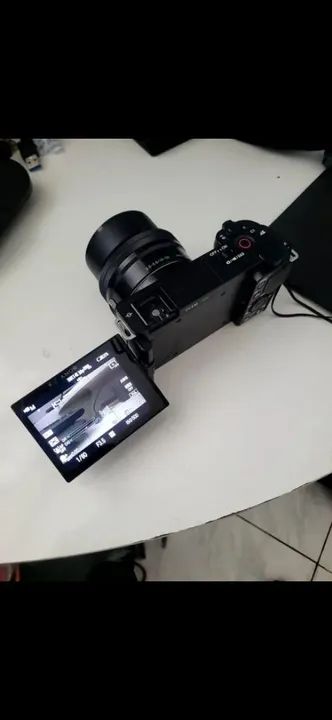 Câmera Sony ZVe10 - Foto 2