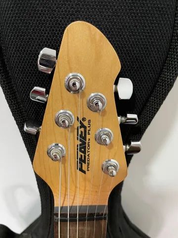 Guitarra Peavey Predator Plus (somente venda) - Foto 4