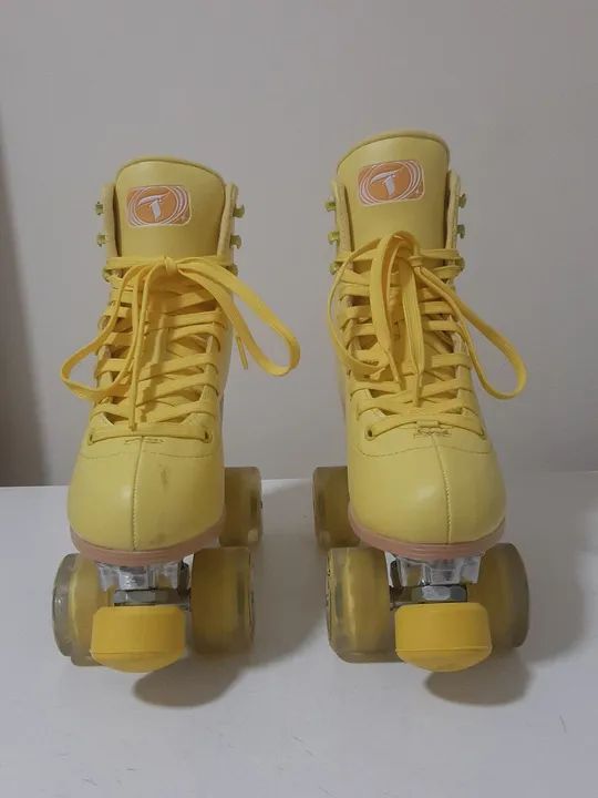 Patins Quad Traxart modelo Foxxy amarelo + cadarço refletivo - Foto 4