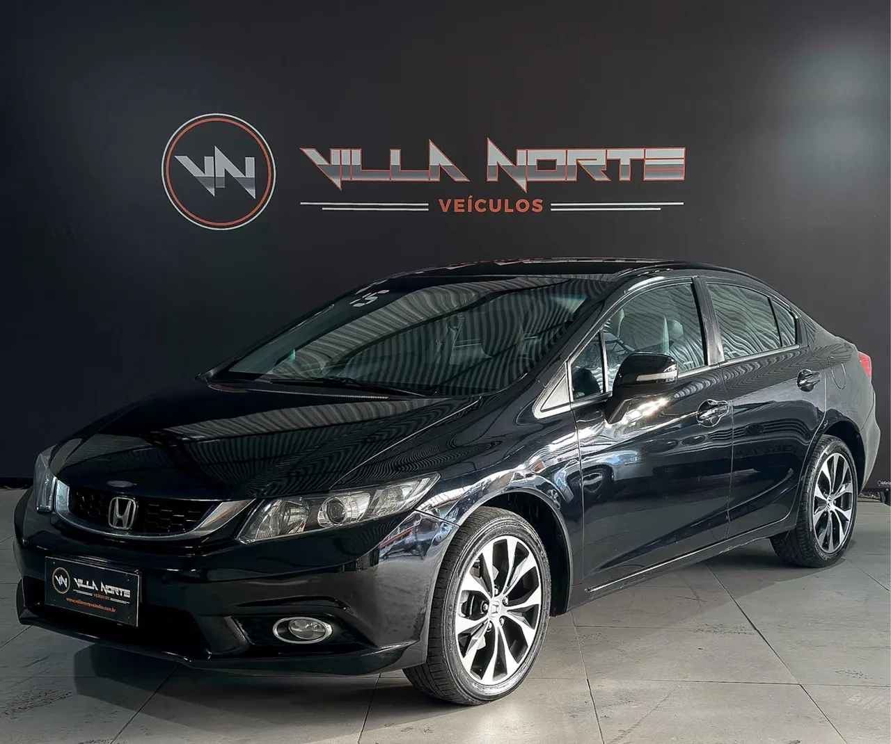 CIVIC LXR Aut 2015 BANCOS DE COURO CLARO